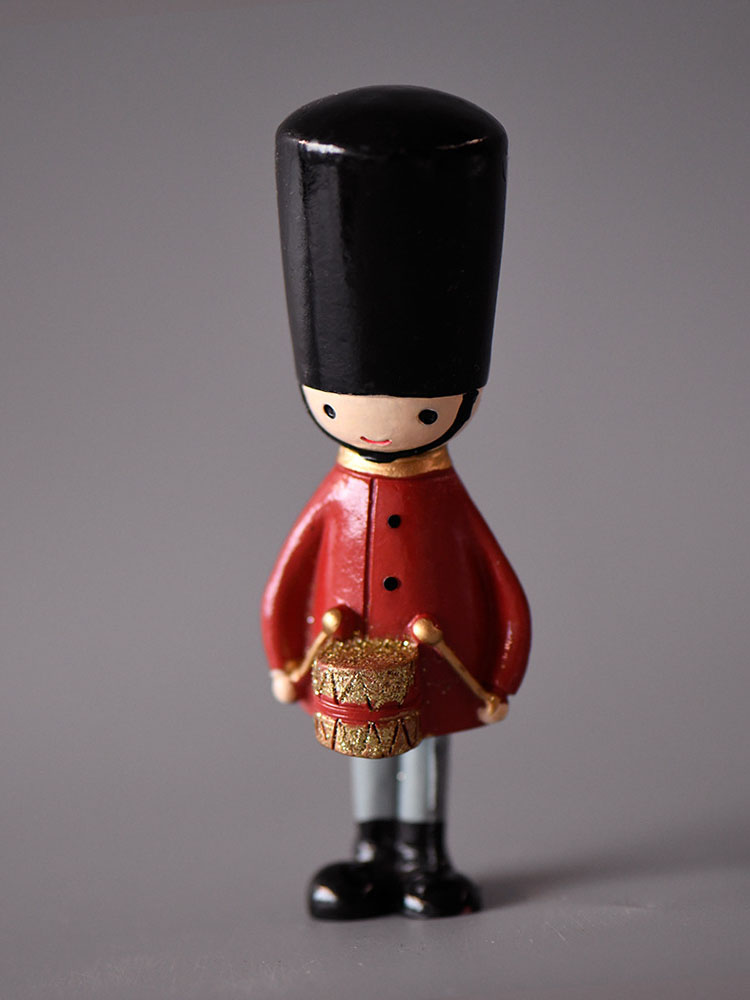 Nutcracker Figurine - くるみ割り人形の兵隊、樹脂製の家庭用装飾品、クリスマス人形の置物