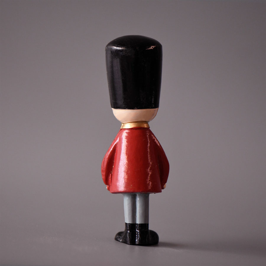 くるみ割り人形の兵隊、樹脂製の家庭用装飾品、クリスマス人形の - Nutcracker Figurine のレビューと価格